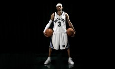 开云体育APP下载-奇才斩落广东队，范弗利特奥运周期关键战接管比赛，当个人英雄主义照亮团队荣耀