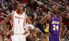 开云体育登录-东决关键战之夜，C罗贡献制胜表现，一场跨越时空的传奇对话