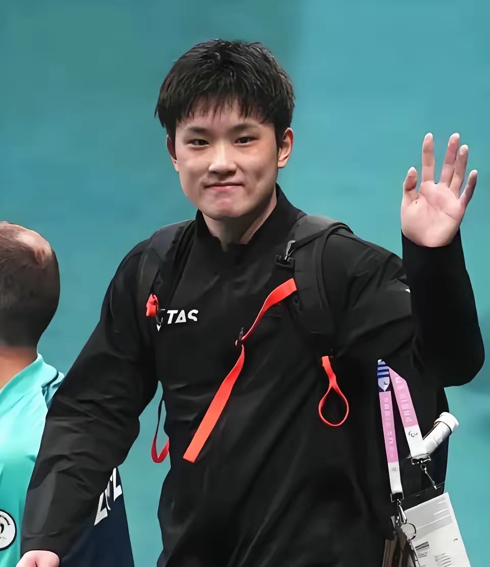 波兰乒乓球队完胜中国乒乓球队，张本智和爆发神勇的简单介绍