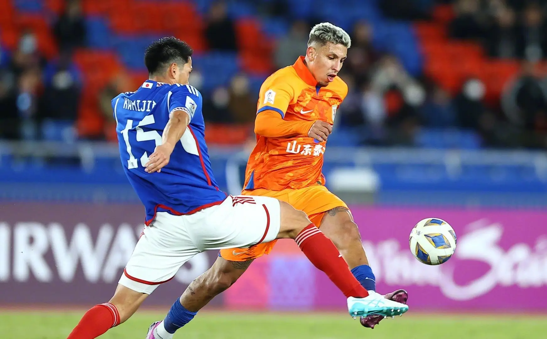 山东泰山足球俱乐部再次收获胜利,稳住前列的简单介绍 山东泰山足球俱乐部再次收获胜利,稳住前列的简单介绍