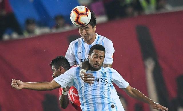 富力队在比赛中展现出侵略性进攻,迅速取得优势的简单介绍 富力队在比赛中展现出侵略性进攻,迅速取得优势的简单介绍